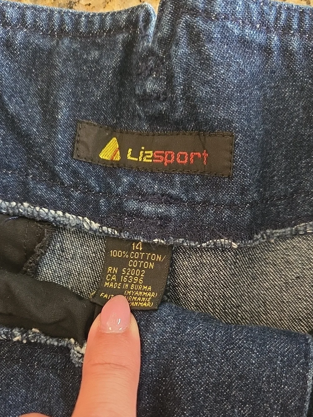 Liz Claiborne Vintage Dark Indigo Denim Jorts Pleated High Rise 90s Mom Shorts